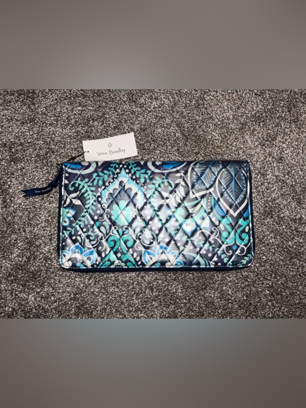 Vera Bradley Travel Organizer Blue Island Medallion Clear Window